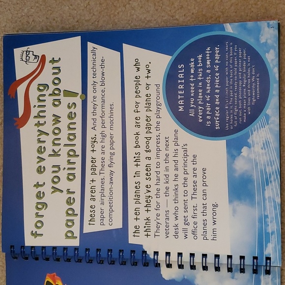 Paper airplane book - Picture 6 of 7